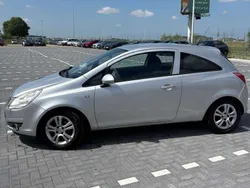 Grijs Gebruikt 2009 Opel Corsa Edition Hatchback | € 1.560 (Goede deal)
