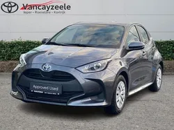Grijs Gebruikt 2023 Toyota Yaris Sedan | € 20.450 (Eerlijke prijs)