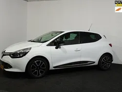 Wit Gebruikt 2013 Renault Clio R.S. Expression Hatchback | € 5.950 (Iets duurder)