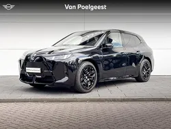 Saphirschwarz metallic (zwart metallic) Gebruikt 2025 BMW iX Comfort Edition SUV | € 87.500