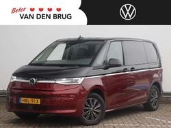 Rood Gebruikt 2023 VW T7 Style Van | € 52.900 (Goede deal)