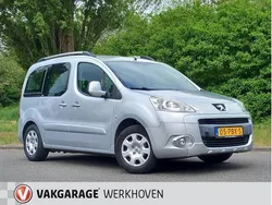 Grijs Gebruikt 2011 Peugeot Partner Tepee Style MPV | € 15.950