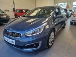 Grijs Gebruikt 2017 Kia Ceed Sedan | € 12.250 (Eerlijke prijs)