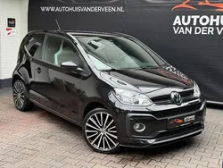 Zwart Gebruikt 2017 VW up! Sound Hatchback | € 10.750 (Eerlijke prijs)