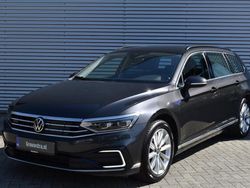 Grijs Gebruikt 2021 VW Passat GTE Stationwagen | € 21.440 (Goede deal)