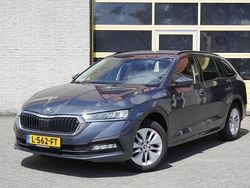 Grijs Gebruikt 2021 Skoda Octavia Business Line Stationwagen | € 15.750 (Goede deal)