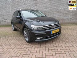 Zwart Gebruikt 2018 VW Tiguan Highline SUV | € 29.750 (Eerlijke prijs)