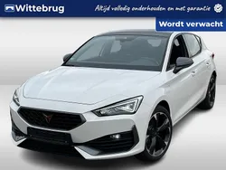 Wit Gebruikt 2022 Cupra Leon Hatchback | € 26.450 (Eerlijke prijs)