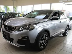 Grijs Gebruikt 2020 Peugeot 3008 Allure SUV | € 18.800 (Eerlijke prijs)