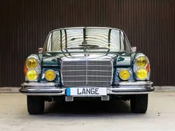 Groen268h dunkelgrün Gebruikt 1970 Mercedes 280 SE Coupé | € 179.980