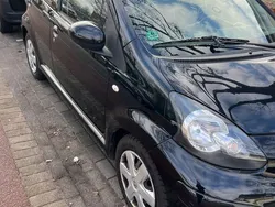 Zwart Gebruikt 2010 Toyota Aygo Comfort Hatchback | € 2.475 (Eerlijke prijs)