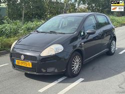 Zwart Gebruikt 2011 Fiat Grande Punto Hatchback | € 1.499 (Eerlijke prijs)