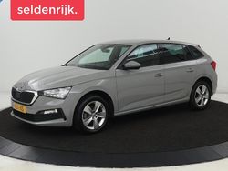 Grijs Gebruikt 2021 Skoda Scala Sport Hatchback | € 12.700 (Iets duurder)