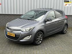 Grijs Gebruikt 2014 Hyundai i20 GO! Hatchback | € 5.849 (Super prijs)