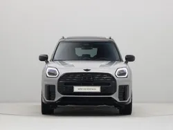 Melting silver iii (zwart metallic) Gebruikt 2025 Mini Countryman SUV | € 48.450 (Goede deal)