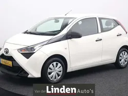 Wit Gebruikt 2020 Toyota Aygo Hatchback | € 9.950 (Goede deal)