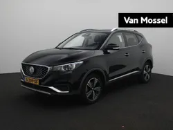 Zwart Gebruikt 2019 MG ZS Luxury Sedan | € 13.995 (Eerlijke prijs)