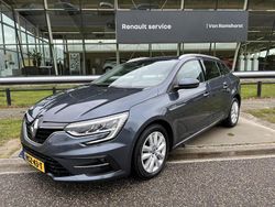 Grijs Gebruikt 2022 Renault Mégane IV Business Stationwagen | € 17.950 (Eerlijke prijs)