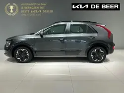 Interstellar grey (grijs metallic) Gebruikt 2022 Kia e-Niro 2 SUV | € 19.995 (Super prijs)
