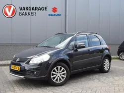 Zwart, metallic lak Gebruikt 2013 Suzuki SX4 MPV | € 9.700 (Duur)