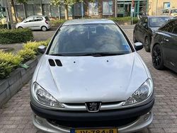 Grijs Gebruikt 2006 Peugeot 206 Hatchback | € 1.200 (Eerlijke prijs)