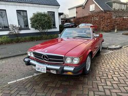 Rood Gebruikt 1987 Mercedes 560 | € 22.900