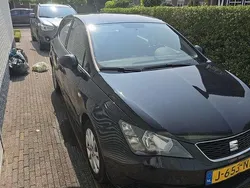 Zwart Gebruikt 2017 Seat Ibiza Reference MPV | € 7.000