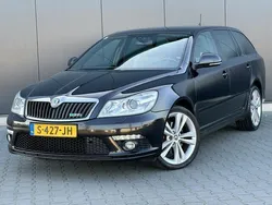 Zwart Gebruikt 2011 Skoda Octavia RS Stationwagen | € 9.995 (Eerlijke prijs)