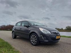 Grijs Gebruikt 2013 Opel Corsa Hatchback | € 6.750 (Iets duurder)