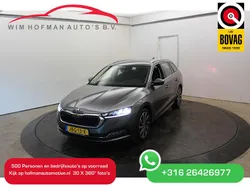 Grijs Gebruikt 2022 Skoda Octavia Business Line Stationwagen | € 26.440 (Goede deal)