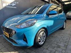 Blauw Gebruikt 2022 Hyundai i10 Comfort Hatchback | € 10.950 (Eerlijke prijs)