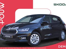 Zwart Gebruikt 2025 Skoda Fabia Business Line Hatchback | € 29.900 (Duur)