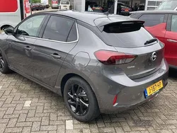 Grijs, metallic lak Gebruikt 2020 Opel Corsa Elegance Hatchback | € 14.945 (Goede deal)