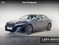 Grijs Gebruikt 2025 BMW i5 M Sport Sedan | € 63.895 (Eerlijke prijs)