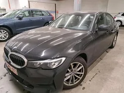 Zwart Gebruikt 2021 BMW 318 Sport Line Sedan | € 28.990 (Eerlijke prijs)