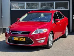 Rood Gebruikt 2014 Ford Mondeo Platinum Sedan | € 6.995 (Eerlijke prijs)
