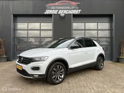 Wit Gebruikt 2021 VW T-Roc Sport SUV | € 24.950 (Eerlijke prijs)