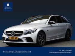 Grijs Gebruikt 2021 Mercedes C300e AMG Stationwagen | € 29.750 (Eerlijke prijs)