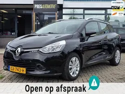 Zwart Gebruikt 2015 Renault Clio GrandTour Night&Day Stationwagen | € 6.950 (Goede deal)