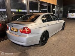 Grijs Gebruikt 2005 BMW 325 Sedan | € 4.950 (Eerlijke prijs)