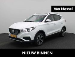 Wit Gebruikt 2020 MG ZS Luxury Sedan | € 14.995 (Eerlijke prijs)