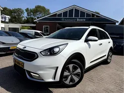Wit Gebruikt 2016 Kia Niro First Edition SUV | € 14.450 (Eerlijke prijs)