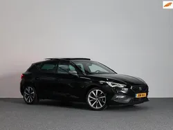 Zwart Gebruikt 2021 Seat Leon FR Hatchback | € 21.495 (Eerlijke prijs)