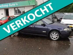 Blauw Gebruikt 2005 Renault Laguna GrandTour Initiale Stationwagen | € 795