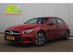 Rood Gebruikt 2020 Mercedes A160 Stationwagen | € 19.999 (Super prijs)