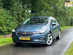 Blauw Gebruikt 2016 Opel Astra Innovation Hatchback | € 8.750 (Eerlijke prijs)