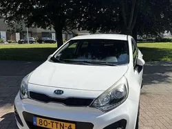 Wit Gebruikt 2012 Kia Rio MPV | € 5.950 (Iets duurder)