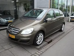 Bruin Gebruikt 2010 Mercedes B160 Business MPV | € 4.950 (Eerlijke prijs)