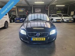Zwart Gebruikt 2015 Volvo V70 Summum Stationwagen | € 10.450 (Eerlijke prijs)