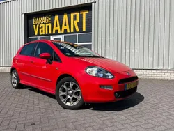 Rood Gebruikt 2015 Fiat Punto Evo Street Hatchback | € 5.950 (Eerlijke prijs)